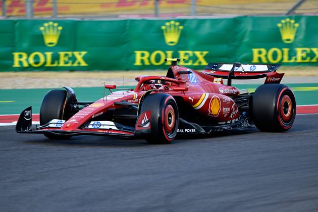 19 10 2024, xrarjax, Motorsport FIA Formula 1, Grand Prix of the USA 2024 emspor, v l Qualifying Carlos Sainz Ferrari starting number 55 FIA REGULATIONS PROHIBIT ANY USE OF PHOTOGRAPHS as IMAGE SEQUENCES and or QUASI VIDEO Austin