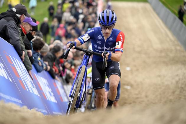 2024 Superprestige Cyclocross Ruddervoorde RUDDERVOORDE, BELGIUM - OCTOBER 20 : Van Der Haar Lars (NED) of Baloise Trek Lions in action during the 1st leg of the men elite 2024 - 2025 Telenet Superprestige cyclocross race of Ruddervoorde on October 20, 2024 in Ruddervoorde, Belgium, 20 10 2024 Ruddervoorde Belgium  Copyright: xNicoxVereeckenx