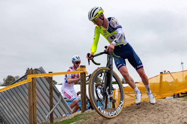 Belgian Gerben Kuypers pictured in action during the men elite race of the Cyclocross Ruddervoorde, Sunday 20 October 2024 in Oostkamp, the first stage of the Superprestige cyclocross cycling competition. KURTxDESPLENTER  x103107980x
