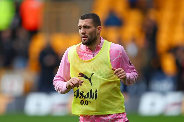 Wolverhampton Wanderers FC v Manchester City FC - Premier League Mateo Kovacic of Manchester City warms up during the Premier League match between Wolverhampton Wanderers and Manchester City at Molineux in Wolverhampton, England, on October 20, 2024. Wolverhampton West Midlands United Kingdom Copyright: xMIxNewsx originalFilename:fletcher-wolverha240820_np4ah