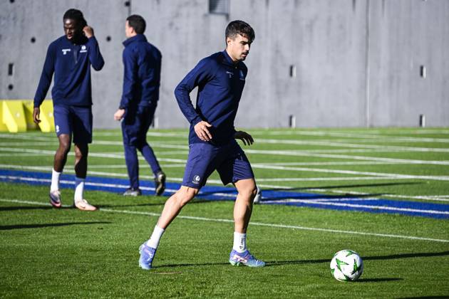 Gent s Tiago Araujo pictured in action during a training session of Belgian soccer team KAA Gent, Wednesday 23 October 2024 in Gent. The team is preparing for tomorrow s match against Norway s club Molde FK, in the second day of the group stage of UEFA Conference League tournament. TOM GOYVAERTS TomxGoyvaerts  x103386824x