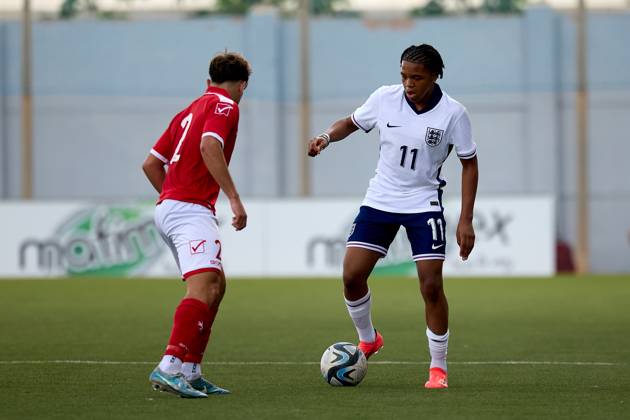 TA™ QALI, MALTA - OCTOBER 24: Rio Ngumoha (R) of England is in action during the playing of their country™s national anthem prior to the UEFA European Under-17 Championship 2025 Group 1 qualifying soccer match between England and Malta at the Centenary Stadium, Ta™ Qali, Malta on October 24, 2024. England v Malta - Under-17 Championship UEFA Qualifying 2025 UEFA_U17_QLFY_25