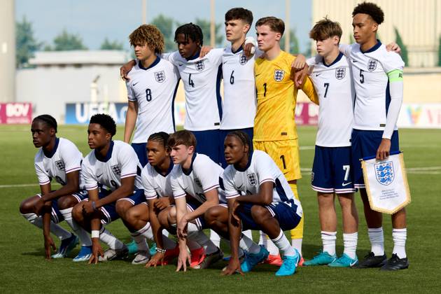 TA™ QALI, MALTA - OCTOBER 24: England Under-17 soccer players group up for a team photo prior to the UEFA European Under-17 Championship 2025 Group 1 qualifying soccer match between England and Malta at the Centenary Stadium, Ta™ Qali, Malta on October 24, 2024. England v Malta - Under-17 Championship UEFA Qualifying 2025 UEFA_U17_QLFY_25