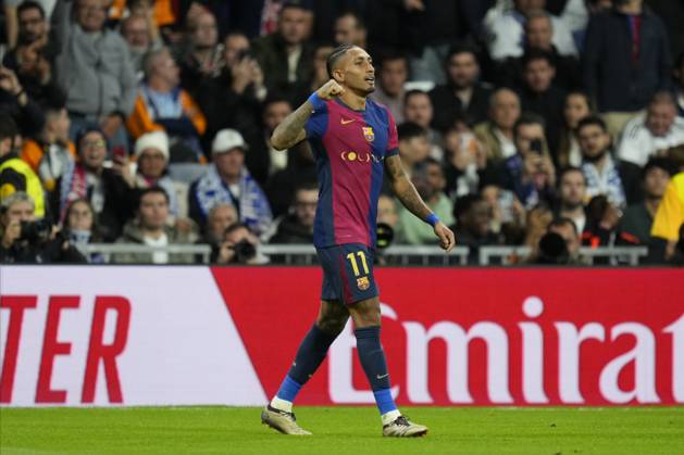 ESP: Real Madrid v FC Barcelona, Barca La Liga EA Sports. Date 11 Raphinha of FC Barcelona celebrates after scoring goal during the La Liga EA Sports match between Real Madrid and FC Barcelona played at Santiago Bernabeu Stadium on October, 2024 in Madrid, Spain. Contributor Copyright: xPressinphotox PS_241026_RMA_BAR_087