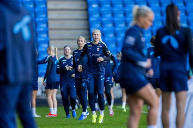 Football, training with the Norwegian womens national team Oslo 20241028 Ada Stolsmo Hegerberg during a training session with the womens national football team at Ullevaal Stadium Photo Fredrik Varfjell NTB Oslo Norway EDITORIAL USE ONLY RESTRICTED USE FOR BETTING COMPANIES Copyright: xFredrikxVarfjellx xNTBx