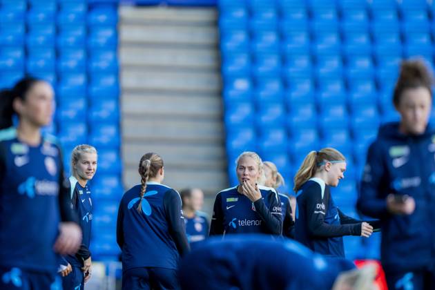 Football, training with Norways womens national team Oslo 20241028 Guro Bergsvand during a training session with the womens national football team at Ullevaal Stadium Photo Fredrik Varfjell NTB Oslo Norway EDITORIAL USE ONLY RESTRICTED USE FOR BETTING COMPANIES Copyright: xFredrikxVarfjellx xNTBx