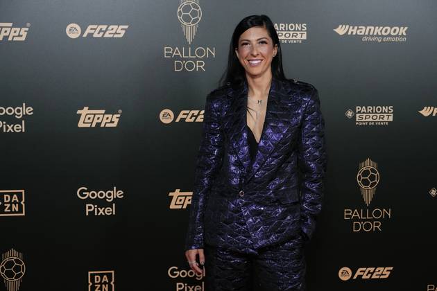 68th Ballon D Or Photocall At Theatre Du Chatelet In Paris PARIS, FRANCE - OCTOBER 28: Socrates Award Jenni Hermoso of Spain and Tigres UANL attends the 68th Ballon D Or Photocall at Theatre Du Chatelet on October 28, 2024 in Paris, France. Paris France  Copyright: xJosexBretonx originalFilename:bretonhernandez-68thball241028_np7v2