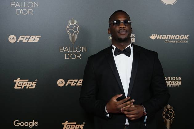 68th Ballon D Or Photocall At Theatre Du Chatelet In Paris PARIS, FRANCE - OCTOBER 28: SDM attends the 68th Ballon D Or Photocall at Theatre Du Chatelet on October 28, 2024 in Paris, France. Paris France  Copyright: xJosexBretonx originalFilename:bretonhernandez-68thball241028_npGQO