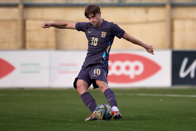 TA™ QALI, MALTA - OCTOBER 30: Finlay Gorman of England takes a penalty kick to score the 1-3 goal for his team during the UEFA European Under-17 Championship 2025 Group 1 qualifying soccer match between Sweden and England at the Centenary Stadium, Ta™ Qali, Malta on October 30, 2024. Sweden v England Under-17 Championship UEFA Qualifying 2025 UEFA_U17_QLFY_25