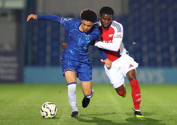 - Chelsea U21, U 21 v Arsenal U21, Premier League 2, Kingsmeadow Stadium, London, UK - 1st November 2024. Richard Olise of Chelsea U21 battles Nathan Butler-Oyedeji of Arsenal U21. - Chelsea U21 v Arsenal U21, Premier League 2, Kingsmeadow Stadium, London, UK - 1st November 2024. By Daniel Weir Crystal Pix. London Kingsmeadow Stadium UK Copyright: xDanielxWeirx xCrystalxPixx CP_Chelsea_U21_Arsenal_U21_105