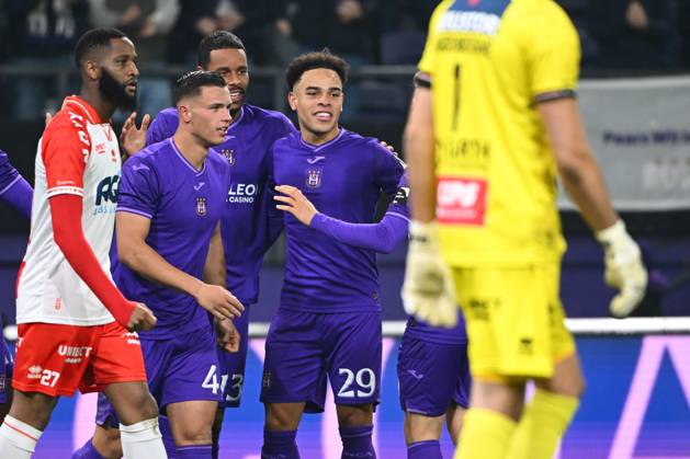 RSC Anderlecht v KV Kortrijk - Jupiler Pro League ANDERLECHT, BELGIUM - NOVEMBER 03 : Stroeykens Mario midfielder of RSC Anderlecht during the Jupiler Pro League match between RSC Anderlecht and KV Kortrijk on November 3, 2024 in Anderlecht, Belgium, 03 11 2024 Anderlecht Belgium  Copyright: xVincentxKalutx