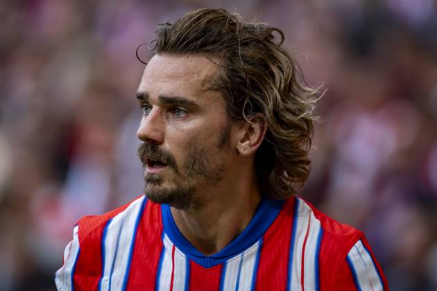 Atletico de Madrid vs UD Las Palmas - La Liga EA Sports 2024 25 Antoine Griezmann of Atletico de Madrid seen during the La Liga EA Sports 2024 25 football match between Atletico de Madrid and UD Las Palmas at Estadio Riyadh Air Metropolitano on November 03, 2024 in Madrid, Spain. Madrid Estadio Riyadh Air Metropolitan Madrid Spain Copyright: xAlbertoxGardinx AGardin_20241103_Football_Liga_Atletico_Madrid_Las_Palmas_160