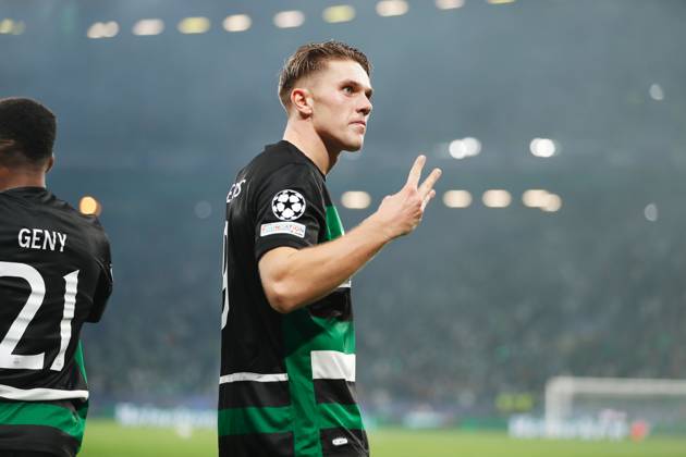 Viktor Gyokeres (SportingCP), NOVEMBER 5, 2024 - Football Soccer : Gyokeres celebrate after his hat-trick during UEFA Champions League League phase match day 4 between Sporting Clube de Portugal 4-1 Manchester City at the Estadio Jose Alvalade in Lisbon, Portugal. Noxthirdxpartyxsales (272403001)