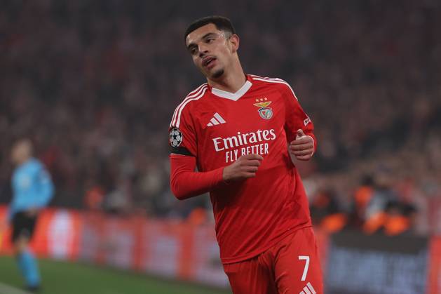 Munich, Alianz Arena UEFA Champions League 2024 25 am 6 11 2024 Matchday 4 FC Bayern München SL Benfica v l , Zeki Amdouni S L Benfica enttaeuscht, enttaeuscht Blickend, dissapointed, traurig, frustiert, frust, gefrustet DFL DFB REGULATIONS PROHIBIT ANY USE OF PHOTOGRAPHS as IMAGE SEQUENCES and or QUASI VIDEO Copyright: JoaquimxFerreira
