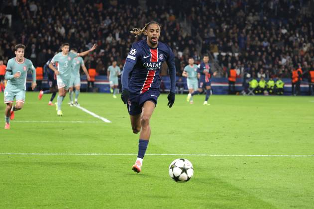 France - UEFA Champions League Paris Saint Germain vs. Atletico de Madrid - 06 11 2024 FRANCE, PARIS, NOVEMBER 06. Bradley Barcola of Paris SG during the UEFA Champions League football match between Paris Saint Germain and Atletico de Madrid on November 06, 2024 at Parc des Princes in Paris, France. Photo by Manuel Blondeau AOP.Press Paris Parc des Princes France Copyright: x ManuelxBlondeau AOP.Pressx AOP20241106-0009