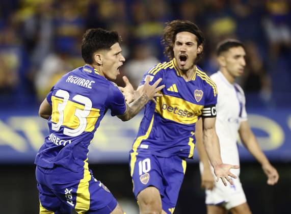 Brian Aguirre and Edinson Cavani Boca Juniors vs Godoy Cruz Torneo de la Liga Profesional Argentina 2024 November 6, 2024 Estadio Alberto J Armando La Bombonera Photo Javier Garcia Martino Press CABJ