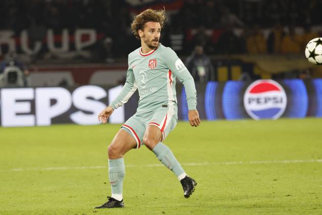 Football : PSG - Atletico Madrid (1-2). 6 Novembre 2024 - Paris, France : PSG vs Atletico Madrid dans la premiere phase de la Ligue des Champions de football. Atleico Madrid bat PSG 2-1. Antoine Griezmann (Atletico en maillot rbleu ciel) ici en action. (Photo Henri Szwarc Starface) 311231 2024-11-06 Paris France Copyright: xHenrixSzwarcx xStarfacex STAR_311231_062