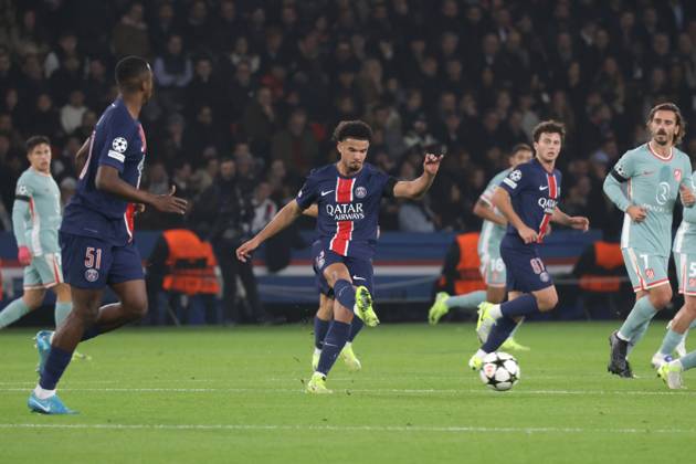 France - UEFA Champions League Paris Saint Germain vs. Atletico de Madrid - 06 11 2024 FRANCE, PARIS, NOVEMBER 06. Warren Zaire-Emery of Paris SG during the UEFA Champions League football match between Paris Saint Germain and Atletico de Madrid on November 06, 2024 at Parc des Princes in Paris, France. Photo by Manuel Blondeau AOP.Press Paris Parc des Princes France Copyright: x ManuelxBlondeau AOP.Pressx AOP20241106-0053