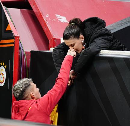 Galatasaray s player Lucas Torreira and his girlfirend Devrim Ozkan before Galatasaray - Tottenham Hotspur UEFA Europe League match at Rams Stadium in Istanbul, Turkey, on 7 November 2024. ( Copyright: DepoxPhotos 18501201