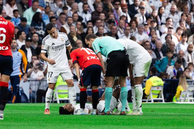 Real Madrid CF vs CA Osasuna - LaLiga EA Sports MADRID, SPAIN, NOVEMBER 9: Rodrygo Goes of Real Madrid CF after injured during the LaLiga EA Sports match between Real Madrid CF and CA Osasuna at Estadio Santiago Bernabeu on November 9, 2024 in Madrid, Spain. Madrid Estadio Santiago Bernabeu Madrid Spain Copyright: xAlexxPerezx RealMadridCAOsasuna-9NOV099