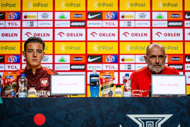 14.11.2024 PORTO, ESTADIO DO DRAGAO, PILKA NOZNA (FOOTBALL), LIGA NARODOW UEFA 2024 ( UEFA NATIONAL LEAGUE 2024), MECZ PORTUGALIA - POLSKA ( PORTUGAL - POLAND ) KONFERENCJA I TRENING REPREZANTACJI PRZED MECZEM NZ MICHAL PROBIERZ KACPER URBANSKI FOTO LUKASZ SKWIOT CYFRASPORT NEWSPIX.PL --- Newspix.pl 20241114CSLS001