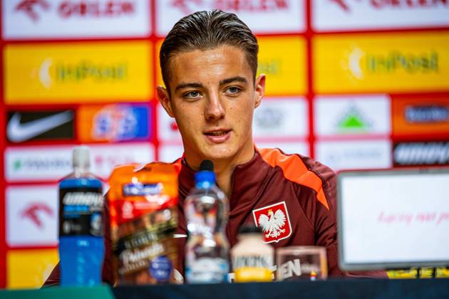 14.11.2024 PORTO, ESTADIO DO DRAGAO, PILKA NOZNA (FOOTBALL), LIGA NARODOW UEFA 2024 ( UEFA NATIONAL LEAGUE 2024), MECZ PORTUGALIA - POLSKA ( PORTUGAL - POLAND ) KONFERENCJA I TRENING REPREZANTACJI PRZED MECZEM NZ KACPER URBANSKI FOTO LUKASZ SKWIOT CYFRASPORT NEWSPIX.PL --- Newspix.pl 20241114CSLS007