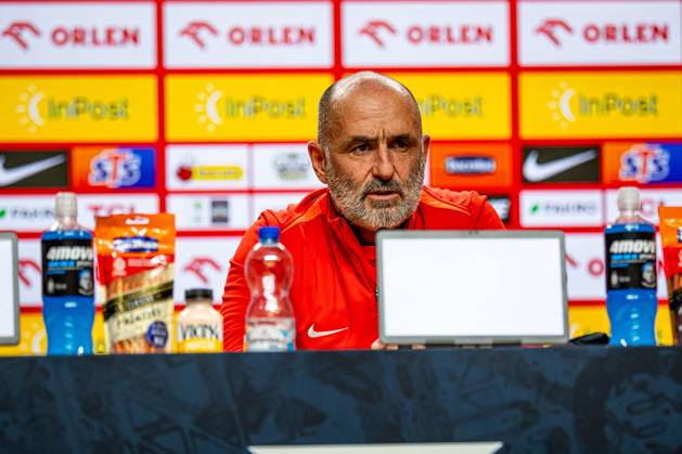 14.11.2024 PORTO, ESTADIO DO DRAGAO, PILKA NOZNA (FOOTBALL), LIGA NARODOW UEFA 2024 ( UEFA NATIONAL LEAGUE 2024), MECZ PORTUGALIA - POLSKA ( PORTUGAL - POLAND ) KONFERENCJA I TRENING REPREZANTACJI PRZED MECZEM NZ MICHAL PROBIERZ FOTO LUKASZ SKWIOT CYFRASPORT NEWSPIX.PL --- Newspix.pl 20241114CSLS011
