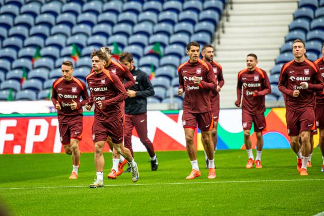 14.11.2024 PORTO, ESTADIO DO DRAGAO, PILKA NOZNA (FOOTBALL), LIGA NARODOW UEFA 2024 ( UEFA NATIONAL LEAGUE 2024), MECZ PORTUGALIA - POLSKA ( PORTUGAL - POLAND ) KONFERENCJA I TRENING REPREZANTACJI PRZED MECZEM NZ NICOLA ZALEWSKI JAKUB KAWIOR FOTO LUKASZ SKWIOT CYFRASPORT NEWSPIX.PL --- Newspix.pl 20241114CSLS020