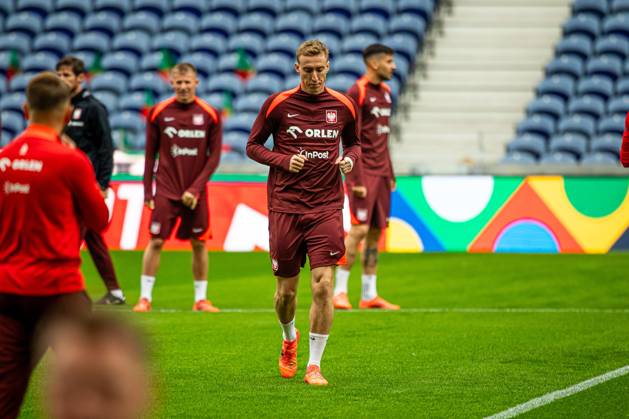 14.11.2024 PORTO, ESTADIO DO DRAGAO, PILKA NOZNA (FOOTBALL), LIGA NARODOW UEFA 2024 ( UEFA NATIONAL LEAGUE 2024), MECZ PORTUGALIA - POLSKA ( PORTUGAL - POLAND ) KONFERENCJA I TRENING REPREZANTACJI PRZED MECZEM NZ ADAM BUKSA FOTO LUKASZ SKWIOT CYFRASPORT NEWSPIX.PL --- Newspix.pl 20241114CSLS021