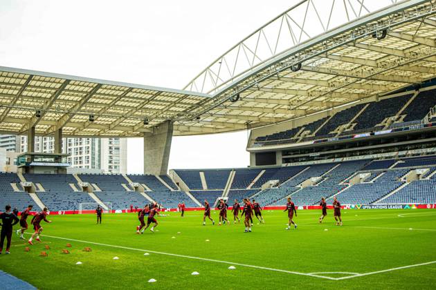 14.11.2024 PORTO, ESTADIO DO DRAGAO, PILKA NOZNA (FOOTBALL), LIGA NARODOW UEFA 2024 ( UEFA NATIONAL LEAGUE 2024), MECZ PORTUGALIA - POLSKA ( PORTUGAL - POLAND ) KONFERENCJA I TRENING REPREZANTACJI PRZED MECZEM NZ trening Reprezentacji Polski estadio do dragao FOTO LUKASZ SKWIOT CYFRASPORT NEWSPIX.PL --- Newspix.pl 20241114CSLS026