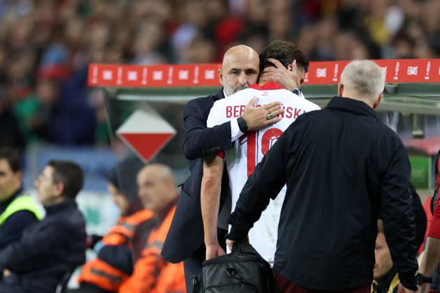 PORTO 15.11.2024 MECZ 5. KOLEJKA GRUPA A1 LIGA NARODOW SEZON 2024 25: PORTUGALIA - POLSKA --- UEFA NATIONS LEAGUE FOOTBALL MATCH: PORTUGAL - POLAND MICHAL PROBIERZ BARTOSZ BERESZYNSKI FOT. PIOTR KUCZA FOTOPYK NEWSPIX.PL --- newspix.pl