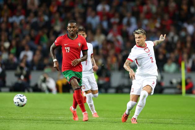 PORTO 15.11.2024 MECZ 5. KOLEJKA GRUPA A1 LIGA NARODOW SEZON 2024 25: PORTUGALIA - POLSKA --- UEFA NATIONS LEAGUE FOOTBALL MATCH: PORTUGAL - POLAND RAFAEL LEAO KAMIL PIATKOWSKI FOT. PIOTR KUCZA FOTOPYK NEWSPIX.PL --- newspix.pl