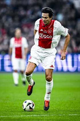 AFC Ajax Amsterdam legend player Jari Litmanen, during the match Ajax Legends Real Madrid Legends at the Johan Cruijff ArenA for the Dutch eredivisie season 2024 2025 in AMSTERDAM, Netherlands on 17 november 2024, photo by Stefan Koops EYE4images DeFodi Images not used in POL SRB CRO FRA GBR NED ITA USA Defodi 746 200939 Defodi-746 not used in POL SRB CRO FRA GBR NED ITA USA