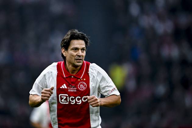 AFC Ajax Amsterdam legend player Jari Litmanen, during the match Ajax Legends Real Madrid Legends at the Johan Cruijff ArenA for the Dutch eredivisie season 2024 2025 in AMSTERDAM, Netherlands on 17 november 2024, photo by Stefan Koops EYE4images DeFodi Images not used in POL SRB CRO FRA GBR NED ITA USA Defodi 746 201070 Defodi-746 not used in POL SRB CRO FRA GBR NED ITA USA