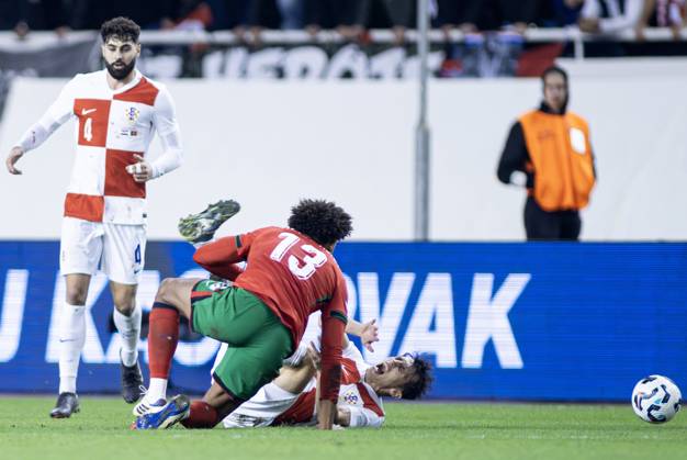 November 18, 2024, Split, Croatia: Nations League - League A, Group A1 - Croatia vs Portugal 1:1. - On photo Croatians Josko Gvardiol 4 and Ante Budimir 11 Andrej Kramaric 9 and Portuguese Renato Veiga 13. Split Croatia - ZUMALEAG 20241118_mda_p210_376 Copyright: xMajaxPrgometx