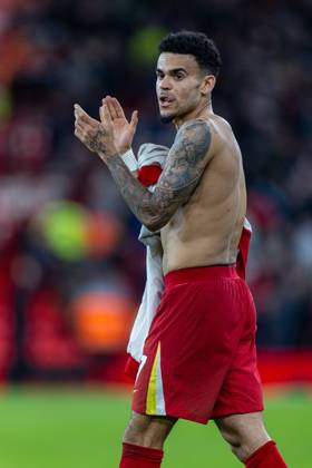 Football - FA Premier League - Liverpool FC v Manchester City FC LIVERPOOL, ENGLAND - Sunday, December 1, 2024: Liverpool s Luis Diaz celebrates after the FA Premier League match between Liverpool FC and Manchester City FC at Anfield. Liverpool won 2-0. (Photo by David Rawcliffe Propaganda) LIVERPOOL Anfield MERSEYSIDE ENGLAND  Copyright: xDavidxRawcliffex P2024-12-01-Liverpool_Man_City-39