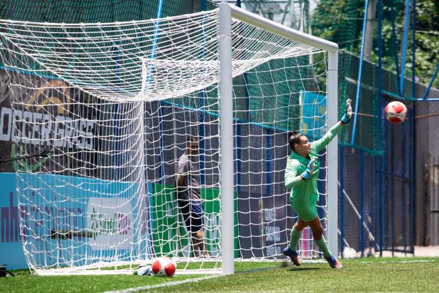 Ferroviária x Grêmio SÃO PAULO, SP - 01.12.2024: FERROVIÁRIA X GRÊMIO - Goalkeeper Isa Condorelli (Grêmio) saves a penalty during the match between Ferroviária and Grêmio, valid for the second round of the Copinha Feminina and held on Sunday morning (01) at the Ibrachina Arena in São Paulo, SP. (Photo: Rodilei Morais Fotoarena) x2659867x RodileixMorais