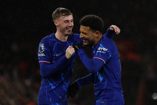 Football - 2024 2025 Premier League - Southampton vs Chelsea - St Mary™s Stadium - Wednesday 4th December 2024 Cole Palmer of Chelsea celebrates his goal with Jadon Sancho during the Premier League match at St Mary™s Stadium COLORSPORT Shaun Boggust