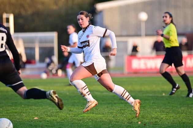 Soccer I Women I Season 2024 2025 I Regionalliga Nord I 12 Matchday I SV Henstedt Ulzburg FC St Pauli I 01 12 2024 Close-up, single photo, cropped, portrait, portrait, single photo, single photo, body Lina Jubel 24, FC St Pauli Copyright: xLobeca WolfxGebhardtx