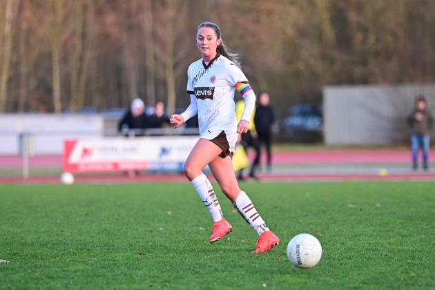 Soccer I Women I Season 2024 2025 I Regionalliga Nord I 12 Matchday I SV Henstedt Ulzburg FC St Pauli I 01 12 2024 Close-up, single photo, cropped, portrait, portrait, single image, single photo, body Annie Mcintosh Kingman 14, FC St Pauli Copyright: xLobeca WolfxGebhardtx