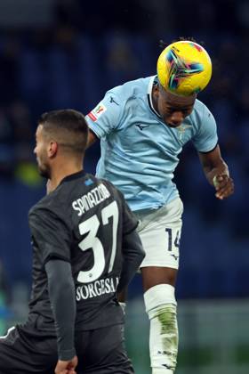 Rome, Italy 5.12.2024 : Tijjani Noslin of Lazio score the goal and celebrate with the team during Italian football match Freccia Rossa Coppa Italia (Italy Cup) 2024-2025 SS Lazio vs SSC Napoli at Olympic stadium in Roma. Copyright: xMarcoxIacobucci IPAxSportx xipa-agency.netx xx IPA_52139103 IPA_Agency_IPA52139103