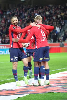 FOOTBALL : LOSC Lille vs Stade Brestois 29 - Ligue 1 - 06 12 2024 Joie des joueurs du LOSC apres le but de Hakon HARALDSSON (LOSC Lille) lors du match LOSC Lille vs Stade Brestois 29, Ligue 1, Decathlon Arena stade Pierre Mauroy, le 6 dà cembre 2024 Copyright: xx