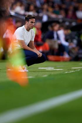Valencia CF v Rayo Vallecano - La Liga EA Sports Inigo Perez of Rayo Vallecano looks on during the LaLiga EA Sports match between Valencia CF and Rayo Vallecano at Mestalla Stadium in Valencia, Spain, on December 7, 2024. Valencia Spain Copyright: xDavidxAliagax originalFilename:aliaga-valencia241207_np3CC