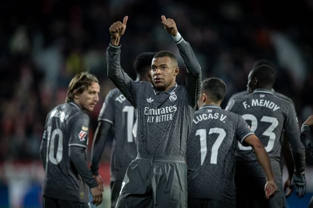 Killian Mbappe (Real Madrid CF) celebrates after scoring his team s goal with team mates during a La Liga EA Sports match between Girona FC and Real Madrid at Estadi Municipal de Montilivi in Girona, Girona, Spain, on December 07 2024. Photo by Felipe Mondino Copyright: xFelipexMondino IPAxSportx xipa-agency.netx xx IPA_52211125 IPA_Agency_IPA52211125