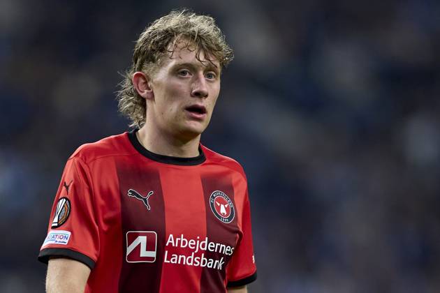 FC Porto v FC Midtjylland - UEFA Europa League 2024 25 League Phase MD6 Oliver Sorensen of FC Midtjylland looks on during the UEFA Europa League match between FC Porto and FC Midtjylland at Estadio Do Dragao in Porto, Portugal, on December 12, 2024. Porto, Portugal Porto Portugal Copyright: xJosexManuelxAlvarezxReyx originalFilename:alvarezrey-notitle241212_npci4