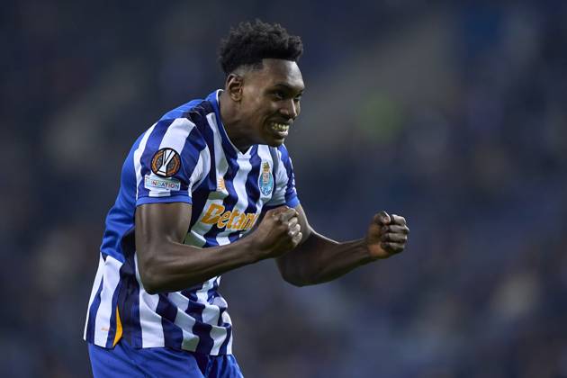 FC Porto v FC Midtjylland - UEFA Europa League 2024 25 League Phase MD6 Samu Aghehowa of FC Porto celebrates after scoring his team s second goal during the UEFA Europa League match between FC Porto and FC Midtjylland at Estadio Do Dragao in Porto, Portugal, on December 12, 2024. Porto, Portugal Porto Portugal Copyright: xJosexManuelxAlvarezxReyx originalFilename:alvarezrey-notitle241212_np44H