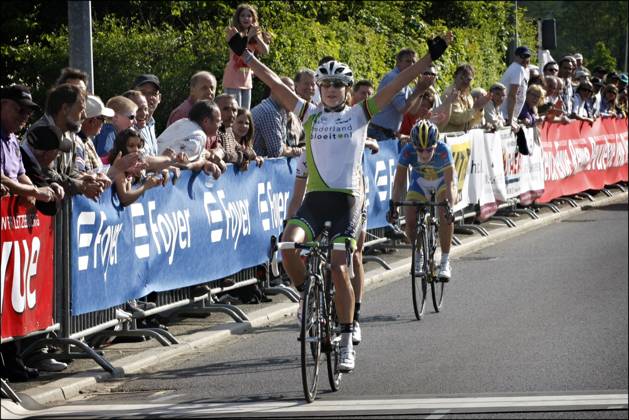CYCLING : GP Elsy Jacobs 2011 Garnich - Luxemburg - wielrennen - cycling - radsport - cyclisme - vrouwen - ladies - femmes - frauen - GP Elsy Jacobs - Marianne Vos wint voor Judith Arndt en Emma Johansson - Garnich Luxembourg  Copyright: xx ELSY-28676.JPG