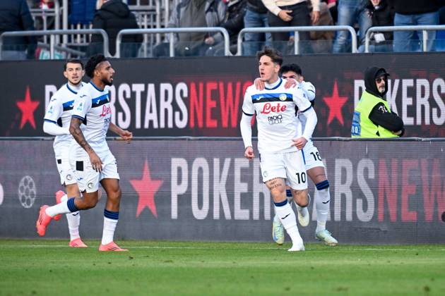 Atalanta s streaker Nicol& xf2; Zaniolo celebrates after scoring the goal for 0-1 during the Serie A soccer match between Cagliari Calcio and Atalanta at the Unipol Domus in Cagliari, Sardinia - Friday, 14 December 2024. - Soccer  Copyright: xGianlucaxZuddas LaPressex