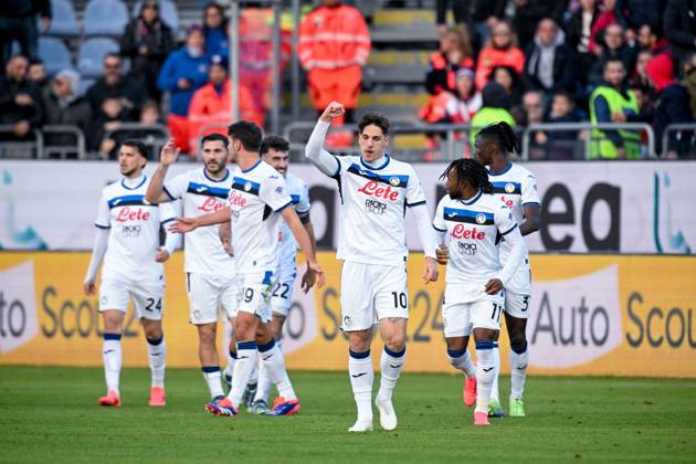 Atalanta s streaker Nicol& xf2; Zaniolo celebrates after scoring the goal for 0-1 during the Serie A soccer match between Cagliari Calcio and Atalanta at the Unipol Domus in Cagliari, Sardinia - Friday, 14 December 2024. - Soccer  Copyright: xGianlucaxZuddas LaPressex