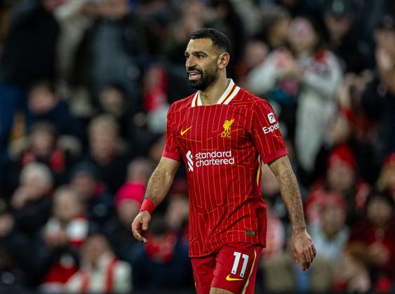 Football - FA Premier League - Liverpool FC v Fulham FC LIVERPOOL, ENGLAND - Saturday, December 14, 2024: Liverpool s Mohamed Salah reacts after missing a chance during the FA Premier League match between Liverpool FC and Fulham FC at Anfield. (Photo by David Rawcliffe Propaganda) LIVERPOOL Anfield MERSEYSIDE ENGLAND Copyright: xDavidxRawcliffex P2024-12-14-Liverpool_Fulham-36